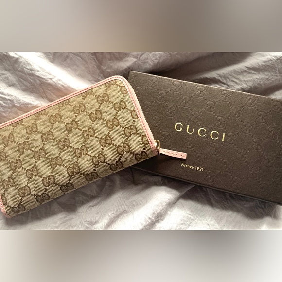 Gucci Bags Womens Gucci Wallet Poshmark